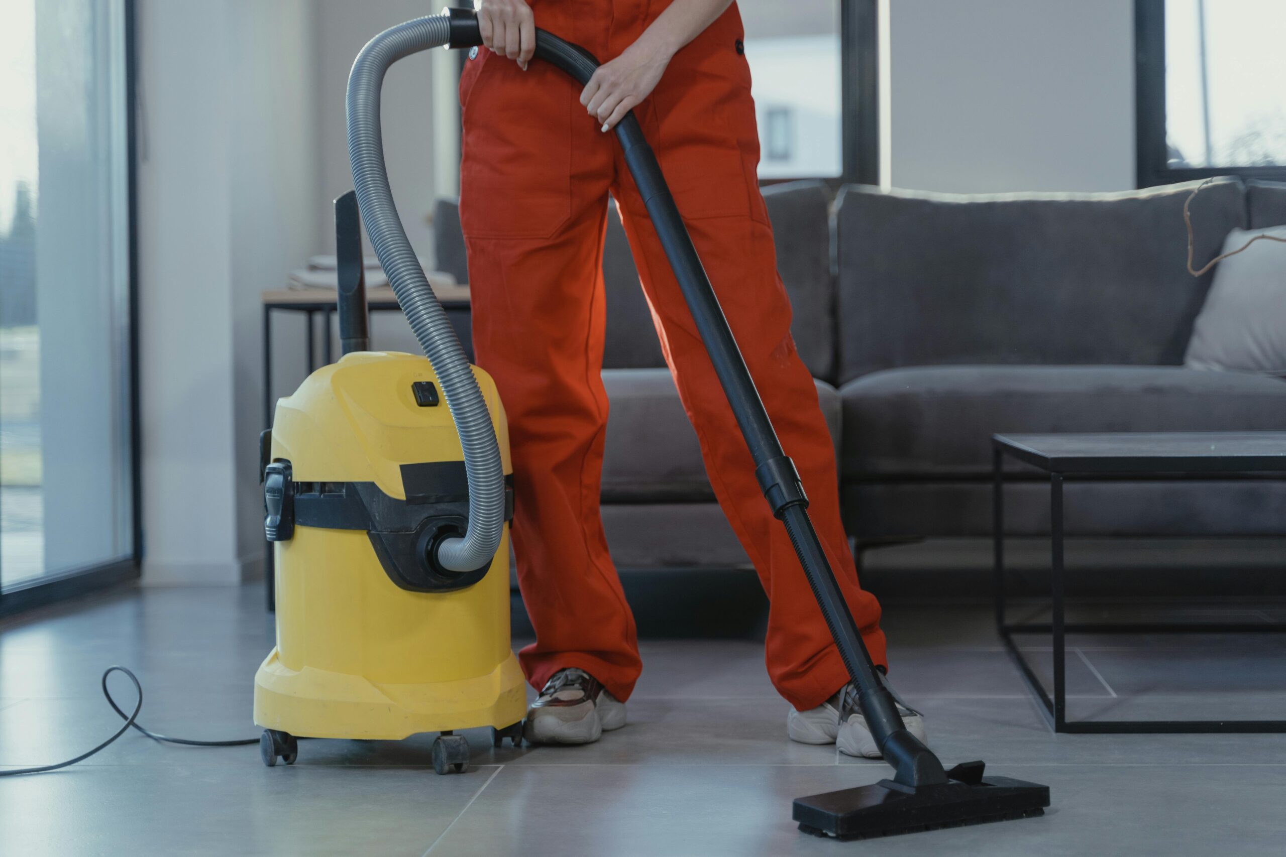 commercial cleaner job qualifications